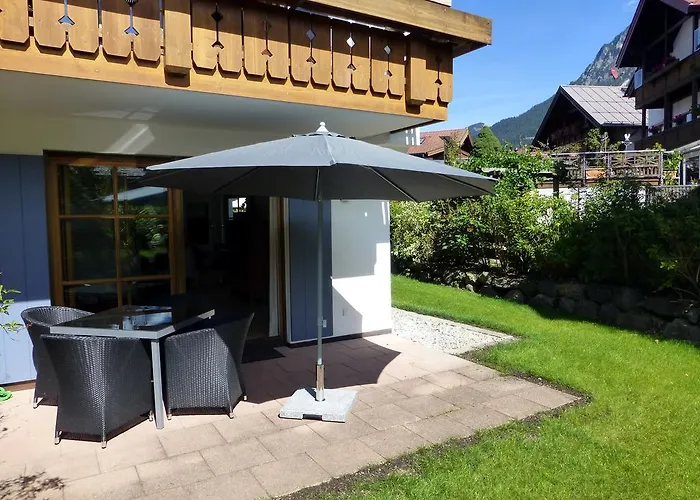Boutiqueferienwohnung Schnapshaeusel * オーベルストドルフ
